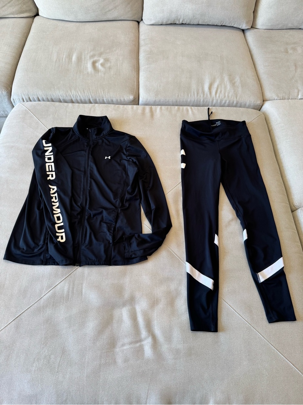 Under Armour Black Women's Zip Track Jacket with Matching Leggings